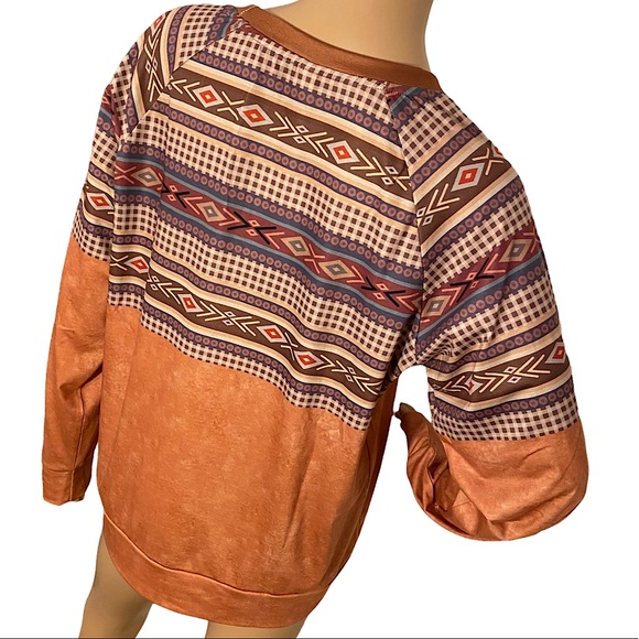 🆕 EXCLUSIVE  | SOUTHWESTERN CHECKERED SWEATSHIRT TOP  SZ L - Picture 5 of 15